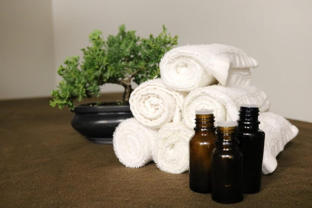 Rustige spa-omgeving voor massages in Roosendaal met therapeutische behandelingen voor ontspanning en pijnverlichting
